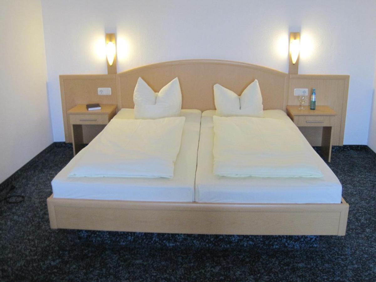 Hotel Jagermo Grasbrunn Room photo