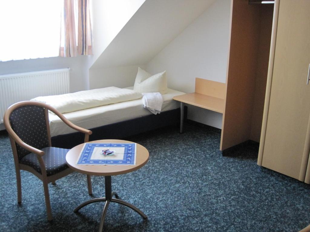Hotel Jagermo Grasbrunn Room photo